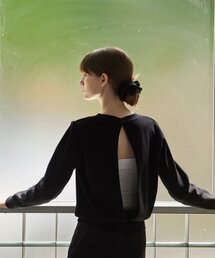 Back cut-out knit (Black)