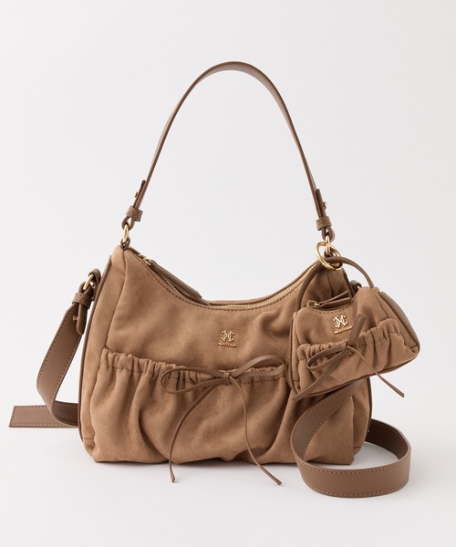 one after another NICE CLAUP（ワンアフターアナザーナイスクラップ）の「チャーム付きドロストバッグ（ショルダーバッグ・レディース・ブラック/ピンク/ブラウン・FREE）」の2枚目の写真