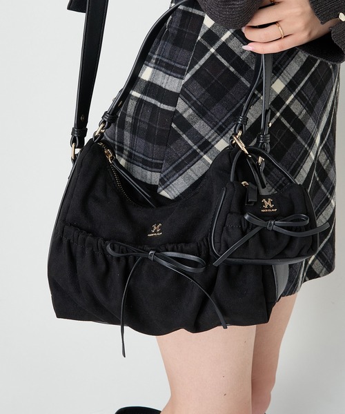 one after another NICE CLAUP（ワンアフターアナザーナイスクラップ）の「チャーム付きドロストバッグ（ショルダーバッグ・レディース・ブラック/ピンク/ブラウン・FREE）」の20枚目の写真