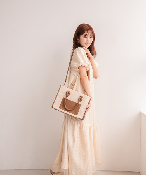APRILY(アプリリー)の「3way APRILYキャンバストートバッグ M(トートバッグ・レディース・ブラック/グレイッシュベージュ/ブラウン/ピンク・M)」の10枚目の写真