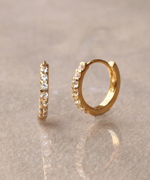 NOIR DE POUPEE（ノワールドプーペ）の「【WEB限定】K18vermeil フープピアス ホワイトトパーズ（ピアス（両耳用）・レディース・ゴールド・FREE）」の13枚目の写真