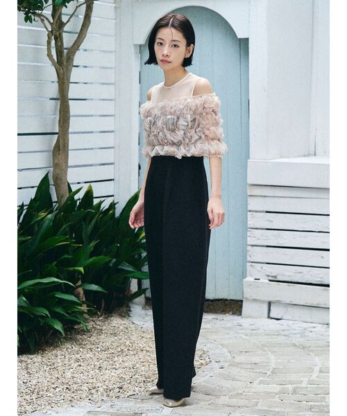 LAGUNAMOON(ラグナムーン)の「LADYチュールオフショルパンツドレス 結婚式 お呼ばれ(パンツドレス・レディース・グリーン/チャコールグレー/ブラック/ライトブルー・SMALL/MEDIUM)」の2枚目の写真