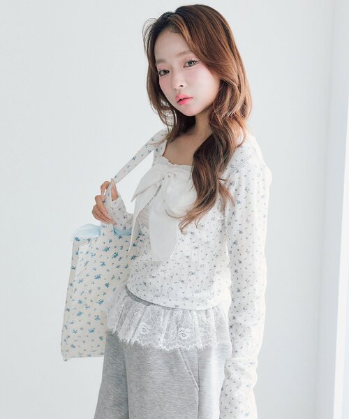 OLIVE des OLIVE(オリーブデオリーブ)の「Bloom Ribbon TOPS(Tシャツ/カットソー・レディース・ピンク/トップグレー/オフホワイト/ブラック/サックスブルー・FREE)」の6枚目の写真