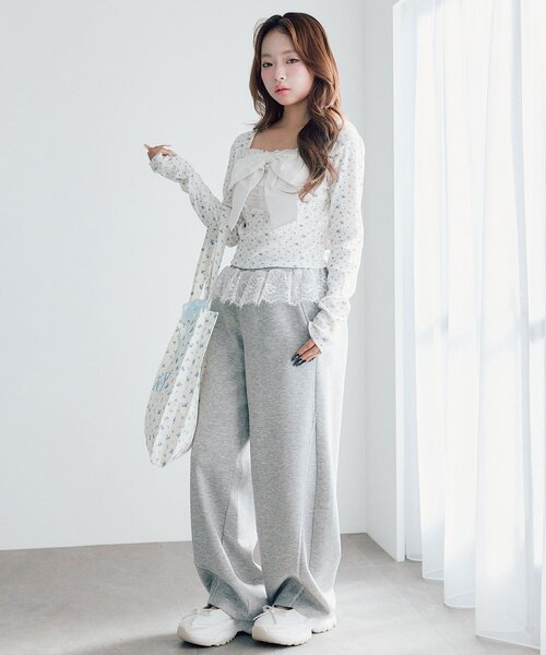 OLIVE des OLIVE(オリーブデオリーブ)の「Bloom Ribbon TOPS(Tシャツ/カットソー・レディース・ピンク/トップグレー/オフホワイト/ブラック/サックスブルー・FREE)」の10枚目の写真