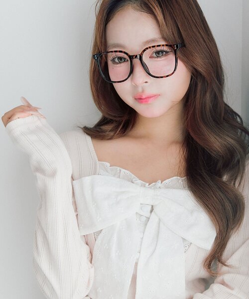 OLIVE des OLIVE(オリーブデオリーブ)の「Bloom Ribbon TOPS(Tシャツ/カットソー・レディース・ピンク/トップグレー/オフホワイト/ブラック/サックスブルー・FREE)」の14枚目の写真