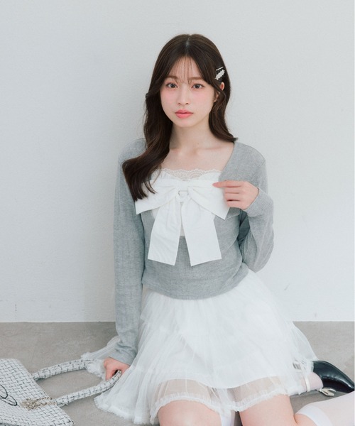 OLIVE des OLIVE（オリーブデオリーブ）の「Bloom Ribbon TOPS（Tシャツ/カットソー・レディース・ピンク/トップグレー/オフホワイト/ブラック/サックスブルー・FREE）」の7枚目の写真