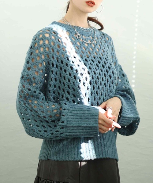Sawa a la mode(サワアラモード)の「ざっくりメッシュニットトップス(ニット/セーター・レディース・チャコールグレー/ブルー/ベージュ/ピンク・FREE)」の3枚目の写真