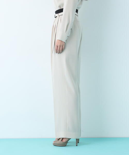 PINKY&DIANNE（ピンキーアンドダイアン）の「◆ダブルサテンタックワイドパンツ（その他パンツ・レディース・ベージュ/ブラック・38/36）」の15枚目の写真