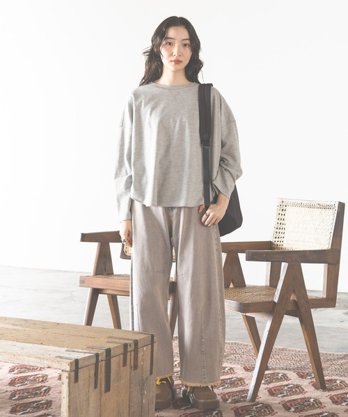 niko and...(ニコアンド)の「ミニパイルラウンドプルオーバー(Tシャツ/カットソー・レディース・レッド/グレー/オフホワイト/ネイビー・MEDIUM/LARGE)」の5枚目の写真