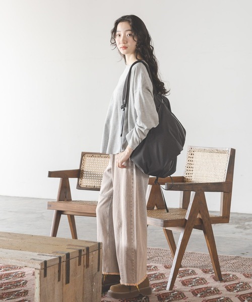 niko and...(ニコアンド)の「ミニパイルラウンドプルオーバー(Tシャツ/カットソー・レディース・レッド/グレー/オフホワイト/ネイビー・MEDIUM/LARGE)」の6枚目の写真