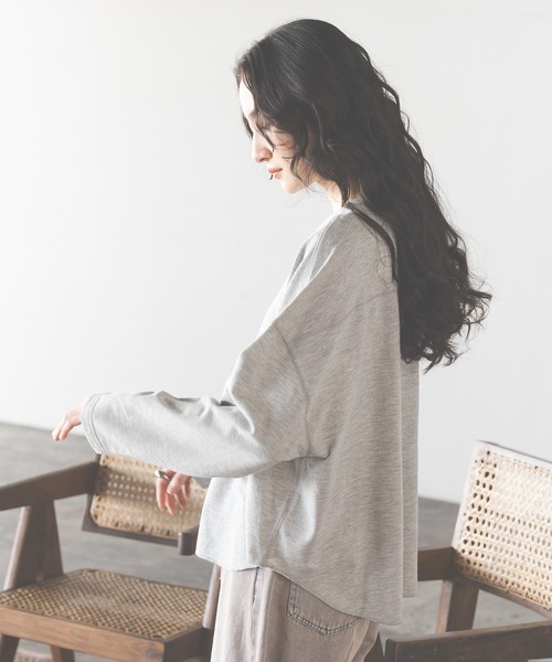 niko and...(ニコアンド)の「ミニパイルラウンドプルオーバー(Tシャツ/カットソー・レディース・レッド/グレー/オフホワイト/ネイビー・MEDIUM/LARGE)」の9枚目の写真