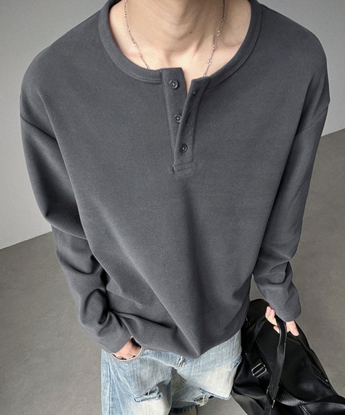 SHEPP(シープ)の「【26年春夏新作】起毛プルオーバーヘンリーネックロンT(Tシャツ/カットソー・メンズ・チャコール/アイボリー/ブラック/ホワイト・L/M)」の4枚目の写真