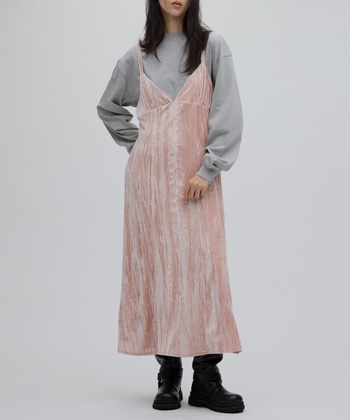 Ameri(アメリ)の「VELOR SET UP(ワンピース・レディース・ダークブルー/ピンク/アイボリー・SMALL/MEDIUM)」の13枚目の写真