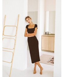 SURFEA（サーフィー）の「RIBBED SLIT DRESS_BLACK（ワンピース）」
