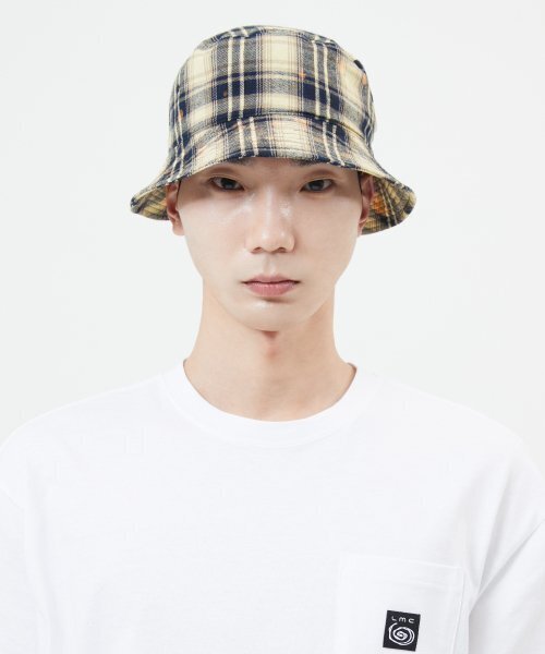 LMCの「REVERSIBLE GOTHIC OVAL BUCKET HAT navy（ハット・レディース・その他・ONE SIZE）」の5枚目の写真
