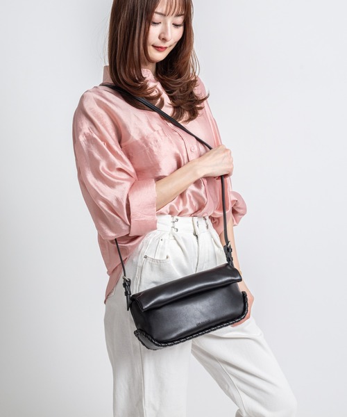 ADD CULUMN（アドカラム）の「【ADD CULUMN/アドカラム】ショルダーバッグ 　ROLLA OBLONG S STITCH（ショルダーバッグ・レディース・ブラック/アイボリー/ライトイエロー・FREE）」の10枚目の写真