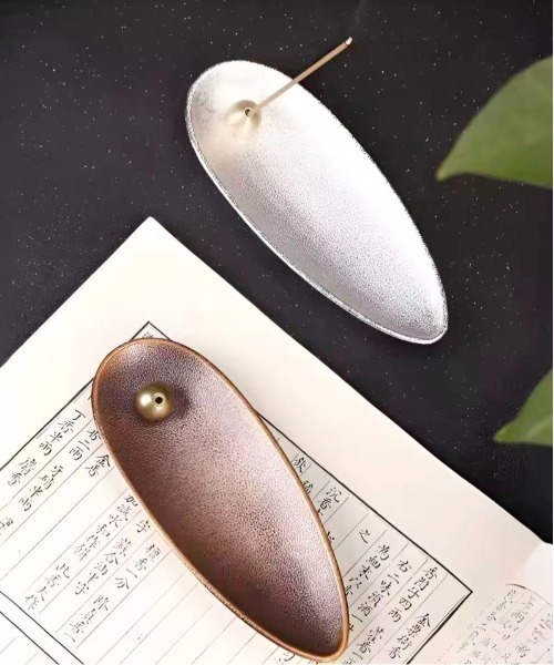 Port（ポート）の「【 Port / ポート 】 オーバルメタルインセンスホルダー / お香立て #（ルームフレグランス/お香・レディース・シルバー/ブラウン・FREE）」の5枚目の写真