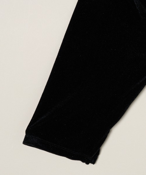 three dots(スリードッツ)の「シアーベロア ダブルオープンネック Tシャツ(Tシャツ/カットソー・レディース・ブラック/ネイビー/ライム/ホワイト系その他・MEDIUM/SMALL)」の8枚目の写真