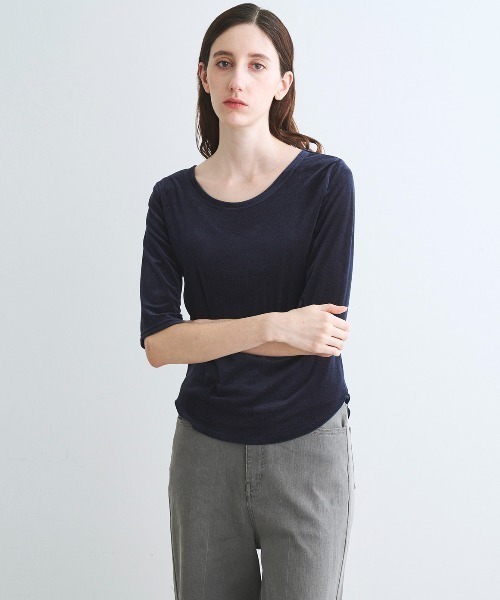 three dots(スリードッツ)の「シアーベロア ダブルオープンネック Tシャツ(Tシャツ/カットソー・レディース・ブラック/ネイビー/ライム/ホワイト系その他・MEDIUM/SMALL)」の11枚目の写真