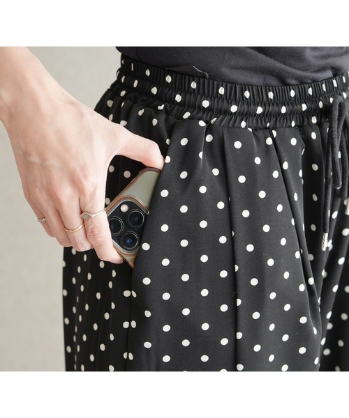 reca（レカ）の「ドットコクーンイージーパンツ（その他パンツ・レディース・オフホワイト/ブラック・FREE）」の14枚目の写真