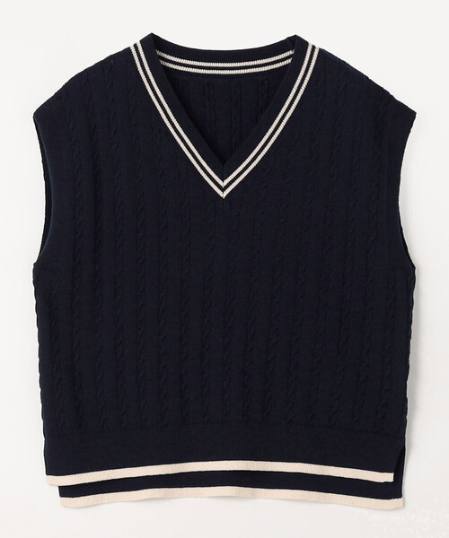 COMME CA Wardrobe（コムサワードローブ）の「ケーブル編 ニットベスト（ニット/セーター・レディース・アイボリー/ネイビー・FREE）」の17枚目の写真