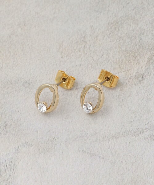 OPAQUE.CLIP(オペークドットクリップ)の「オーバルメタル×ビジューミニピアス(ピアス(両耳用)・レディース・シルバー/ゴールド・00)」の2枚目の写真