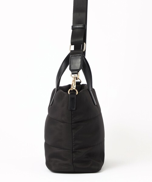 MACKINTOSH PHILOSOPHY（ﾏｯｷﾝﾄｯｼｭ ﾌｨﾛｿﾌｨｰ）の「【LEE4月号/蛯原友里さん着用】パデットミニショルダートート（トートバッグ・レディース・レッド系その他2/ベージュ/ブラック・FREE）」の12枚目の写真