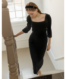 Velvet Square midi Black Dress