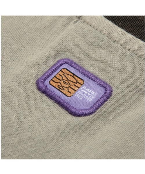 AAPE BY A BATHING APE（エーエイプバイアベイシングエイプ）の「AAPE MAIN TEE（Tシャツ/カットソー・レディース・アイボリー/ライトグレー・SMALL/MEDIUM/X-SMALL）」の5枚目の写真