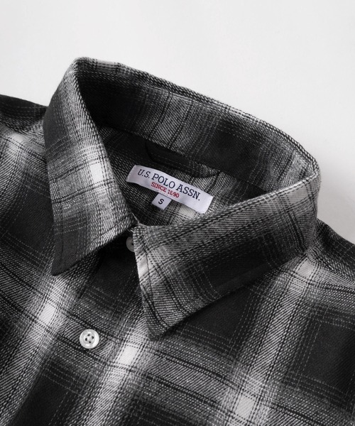 U.S. POLO ASSN.（ユーエスポロアッスン）の「【80】【U.S.POLO ASSN./ユーエス ポロアッスン】ワンポイントロゴ刺繍 レギュラーカラー チェックシャツ（シャツ/ブラウス・メンズ・グレー/ブラック/ネイビー/ブラウン・S/M/L/XL）」の6枚目の写真