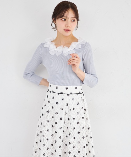 tocco closet（トッコ　クローゼット）の「フラワーレースドットプリントフレアスカート（スカート・レディース・ブラック/オフホワイト・M）」の7枚目の写真