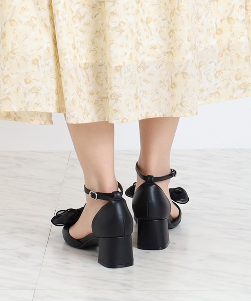 ASTORIA ODIER（アストリアオディール）の「リボンセパレートパンプス（パンプス・レディース・アイボリー/ブラック・SMALL/MEDIUM/LARGE）」の8枚目の写真