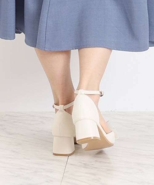ASTORIA ODIER(アストリアオディール)の「リボンセパレートパンプス(パンプス・レディース・アイボリー/ブラック・SMALL/MEDIUM/LARGE)」の5枚目の写真