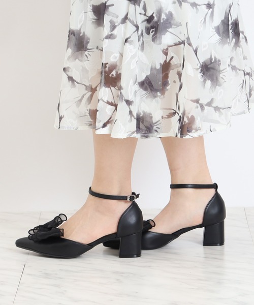 ASTORIA ODIER(アストリアオディール)の「リボンセパレートパンプス(パンプス・レディース・アイボリー/ブラック・SMALL/MEDIUM/LARGE)」の7枚目の写真