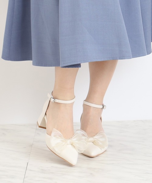 ASTORIA ODIER(アストリアオディール)の「リボンセパレートパンプス(パンプス・レディース・アイボリー/ブラック・SMALL/MEDIUM/LARGE)」の3枚目の写真