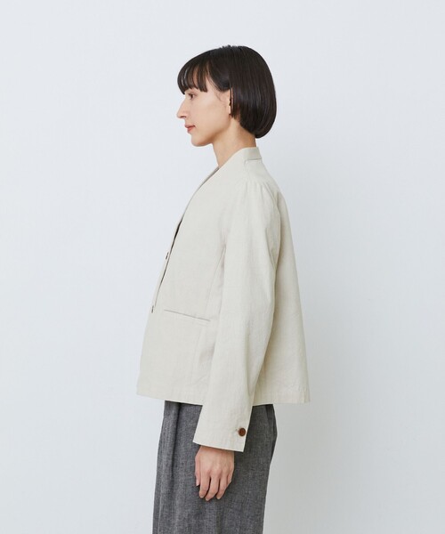 LOISIR(ロワズィール)の「グランジコットンポプリンノーカラージャケット(ノーカラージャケット・レディース・ベージュ/ブラウン・FREE)」の15枚目の写真