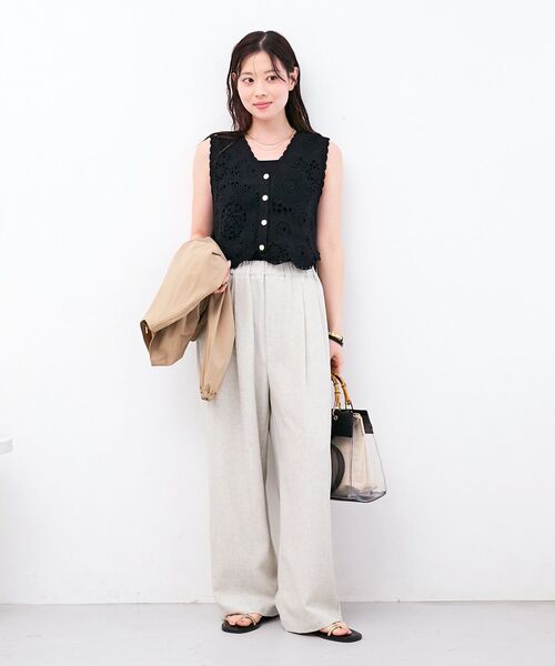 le.coeur blanc（ルクールブラン）の「TORRAZZO DONNAクロシェレースベスト（ベスト・レディース・アイボリー/ブラック・38）」の17枚目の写真