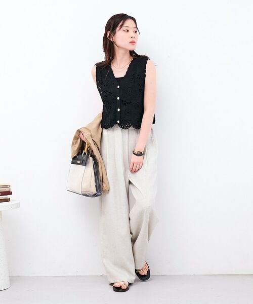 le.coeur blanc（ルクールブラン）の「TORRAZZO DONNAクロシェレースベスト（ベスト・レディース・アイボリー/ブラック・38）」の18枚目の写真