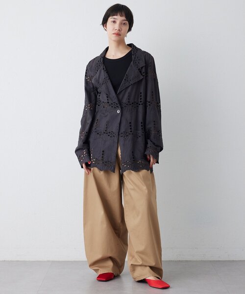 Whim Gazette(ウィムガゼット)の「レースジャケット(テーラードジャケット・レディース・オフホワイト/チャコールグレー・FREE)」の5枚目の写真