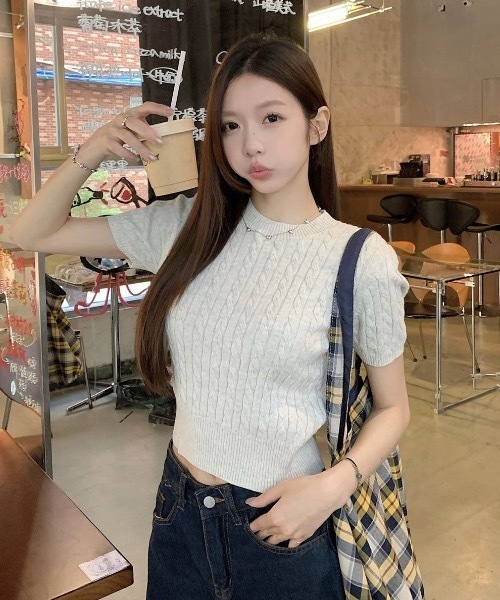 Teem Store(チームストア)の「ケーブル編み薄手夏ニット(Tシャツ/カットソー・レディース・グレー/サックスブルー/ブラック/ネイビー/ホワイト/アイボリー/ピンク・F)」の12枚目の写真