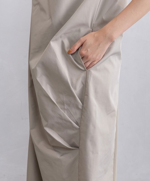 MARECHAL TERRE（マルシャルテル）の「クロスタックワンピース（ワンピース・レディース・ブラック/ライトカーキ/パープル・MEDIUM）」の6枚目の写真