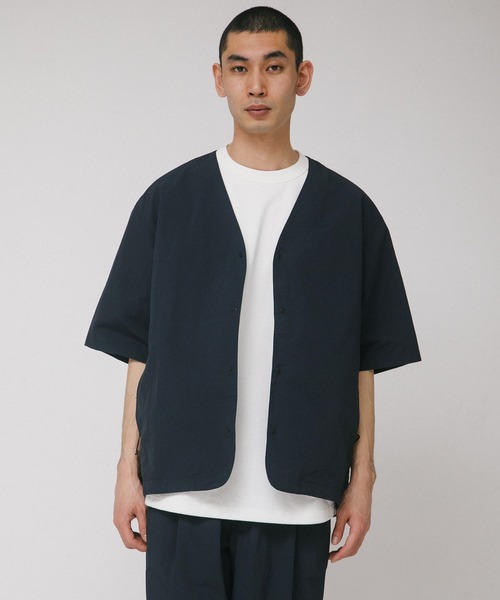 EKAL（エカル）の「『UR TECH』ナイロンタッサーベースボールシャツ（シャツ/ブラウス・メンズ・グレー/イエロー/ネイビー・MEDIUM/LARGE）」の9枚目の写真