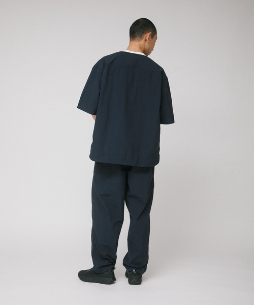 EKAL（エカル）の「『UR TECH』ナイロンタッサーベースボールシャツ（シャツ/ブラウス・メンズ・グレー/イエロー/ネイビー・MEDIUM/LARGE）」の14枚目の写真