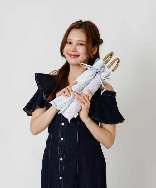 dazzlin（ダズリン）の「【dazzlin(ダズリン)】フラワープリント晴雨兼用傘（折りたたみ傘）（折りたたみ傘・レディース・ブラック/ピンク/ホワイト・FREE）」の10枚目の写真