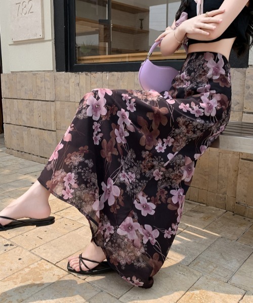 Diosfront(ディオスフロント)の「花柄マーメイドスカート(スカート・レディース・ブラック/レッド系その他/パープル系その他/ブラック系その他・L/M)」の19枚目の写真