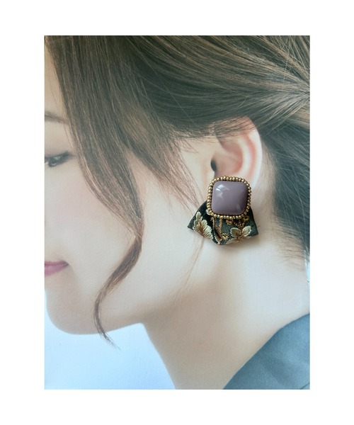 tone(トーン)の「【Lily accessory】レトロインド刺繡イヤリング(MA)(イヤリング・レディース・パープル・FREE)」の2枚目の写真