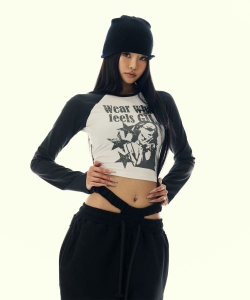 GILAARCHIVE(ギラアーカイブ)の「GRAPHIC RAGLAN LONG SLEEVE_BLACK(Tシャツ/カットソー・レディース・その他・FREE)」の1枚目の写真