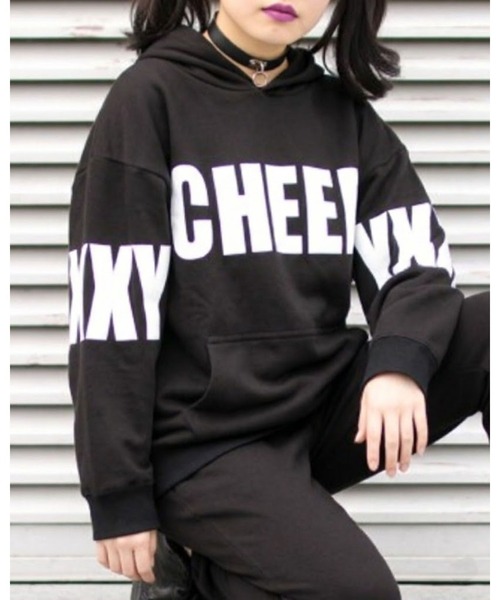 CHEER(チアー)の「ビッグシルエットスウェットパーカー(スウェット・レディース・ブラック/ホワイト・M/S/L)」の11枚目の写真