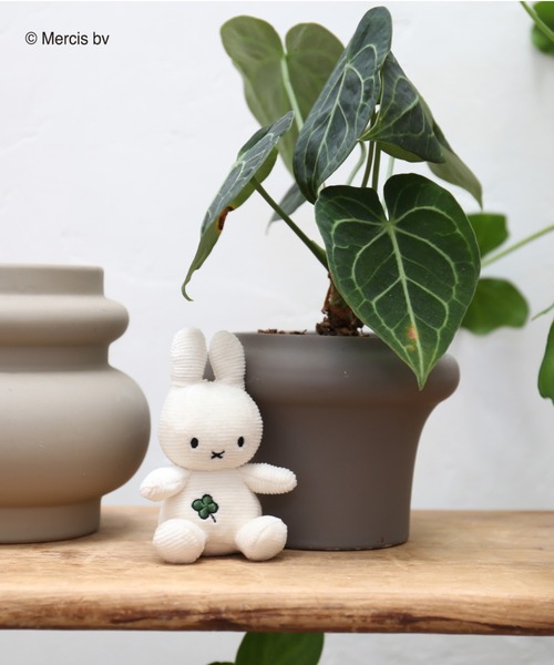 Dick Bruna(ディックブルーナ)の「BON TON TOYS miffy Keychain Four Leaf Clover(キーホルダー・レディース・オフホワイト・FREE)」の1枚目の写真