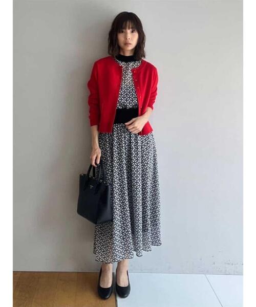 DRESSTERIOR(ドレステリア)の「【ウォッシャブル】オーバーラップサークル シアーノースリーブドレス(ワンピース・レディース・ベージュ系・34/36/38)」の11枚目の写真